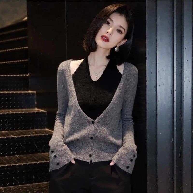 프랑스식 페이크 레이어드 V넥 행침 목 니트 스웨터 여성 봄 가을 패션 마이크로 지방 mm 슬림해 보이는 연령 감소 다용도 스웨터 맨위 상세 이미지 5