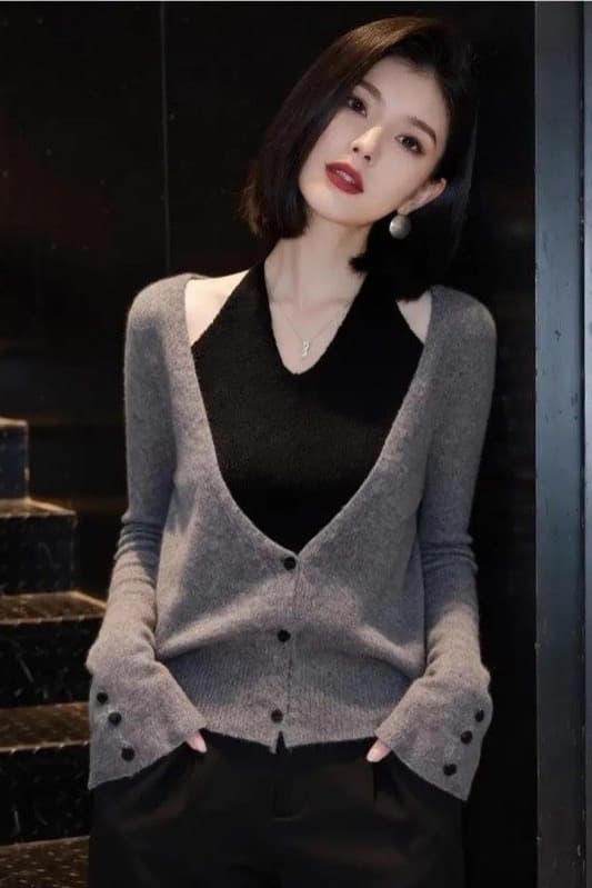 프랑스식 페이크 레이어드 V넥 행침 목 니트 스웨터 여성 봄 가을 패션 마이크로 지방 mm 슬림해 보이는 연령 감소 다용도 스웨터 맨위 상세 이미지 6