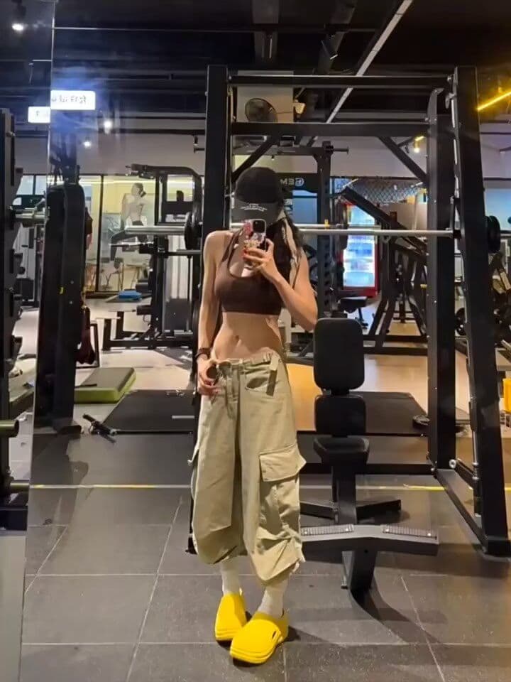 아메리칸 레트로 거리 카키 색 워크웨어 반바지 여성 새로운 조수 브랜드 루즈핏 캐주얼 넓은 다리 디자인 센스 7부 바지 상세 이미지 2
