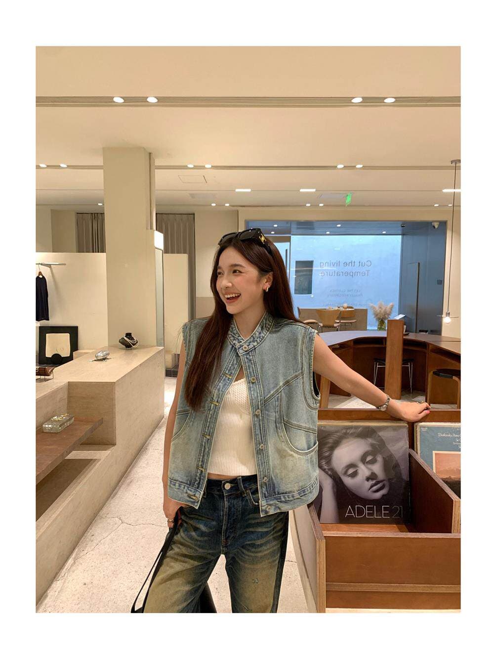 비스듬한 어깨 슬림해 보이는 디자인 슬립 레트로 데님 몸매 가꾸기 봄 여름 새로운 핫걸 쇼트 스타일 조끼 단추 미니멀리즘 맨위 상세 이미지 8