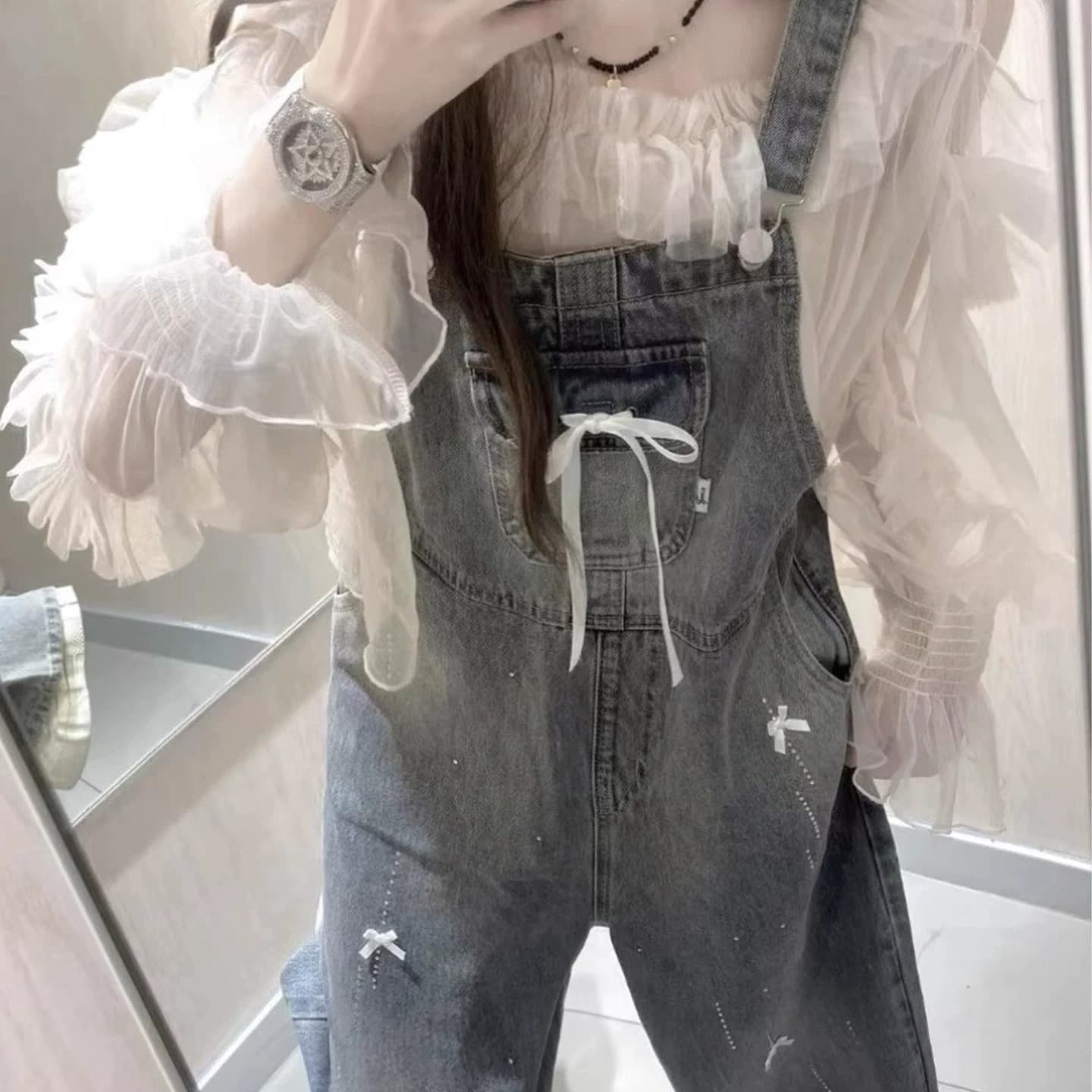 데님 멜빵 바지 여성 루즈핏 나비 매듭 핫픽스 봄 가을 새로운 연령 감소 귀여운 출퇴근 스트레이트 청바지 트렌디 이미지 2