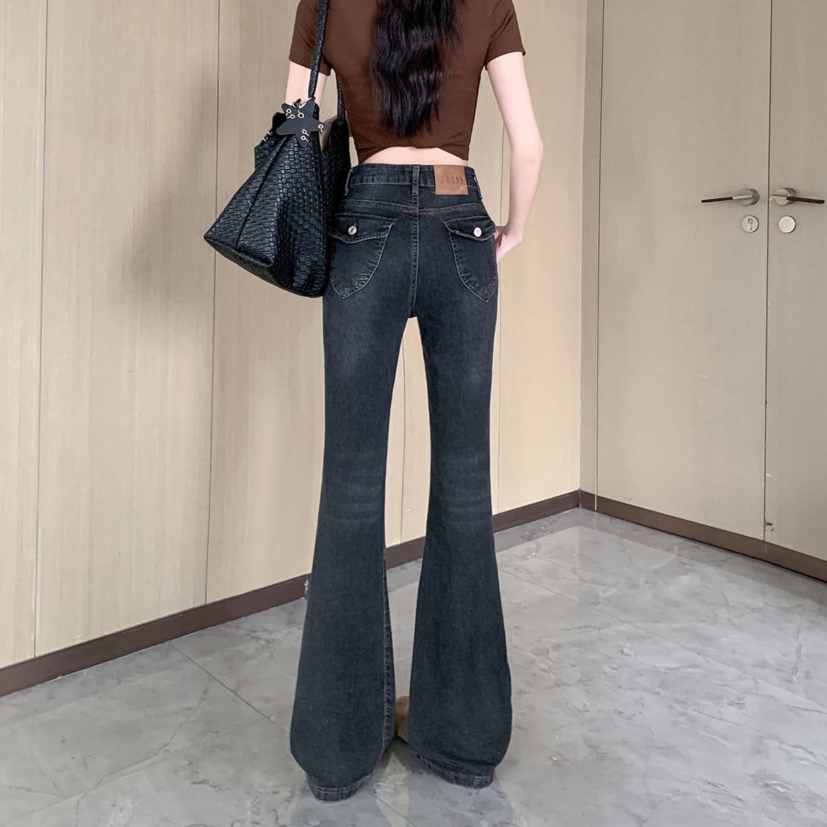 아메리칸 핫걸 레트로 몸매 가꾸기 슬림해 보이는 좁은 에디션 스트레이트 청바지 여성 봄 가을 새로운 디자인 센스 다용도 부츠컷 바지 이미지 2