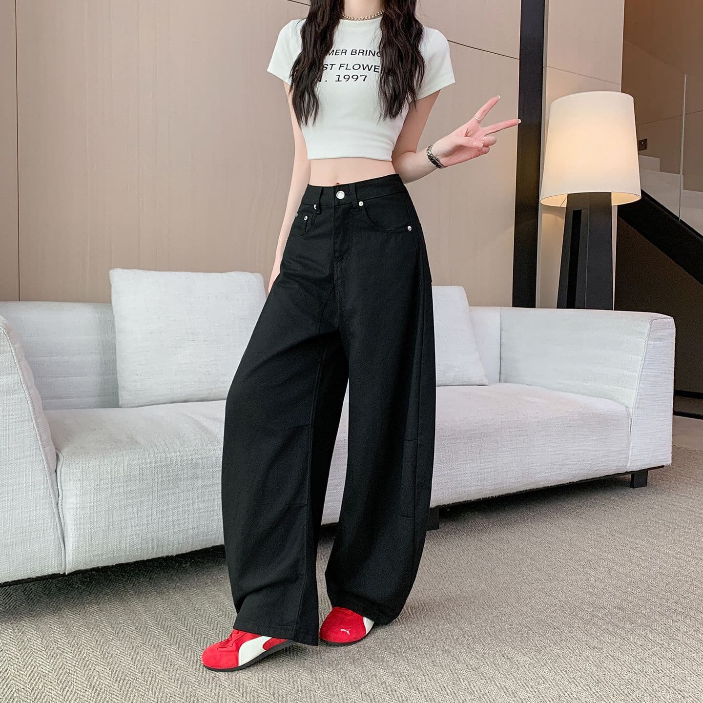 검정색 주름 해체 모통이 칼 청바지 여성 가을 겨울 새로운 로우 웨이스트 루즈핏 넓은 다리 슬림해 보이는 도루 센스 바닥 청소 바지 이미지 6