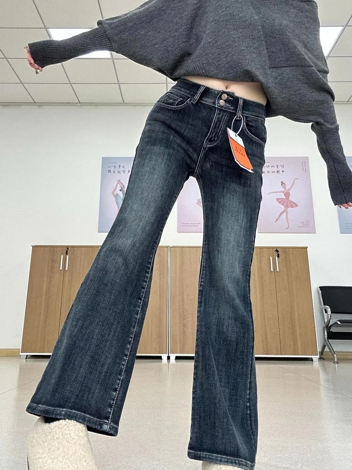 아메리칸 레트로 워싱 하이웨이스트 부츠컷 청바지 여성 가을 새로운 루즈핏 슬림해 보이는 다용도 넓은 다리 바닥 청소 바지 상세 이미지 2