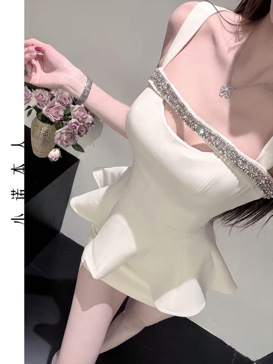 작은 Connaught 나는 무거운 작업 훈련 사슬 슬립 홀로우 아웃 천 금빛 바람 허리 수축 조끼 몸매 가꾸기 타이트 스커트 치마 세트 260737 상세 이미지 4
