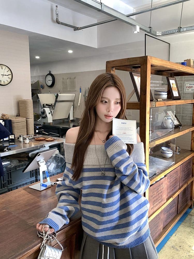 한 부서 품격 배색 스트라이프 오프숄더 니트 스웨터 2026 가을 겨울 새로운 패션 루즈핏 다용도 예쁜 스웨터 상세 이미지 2