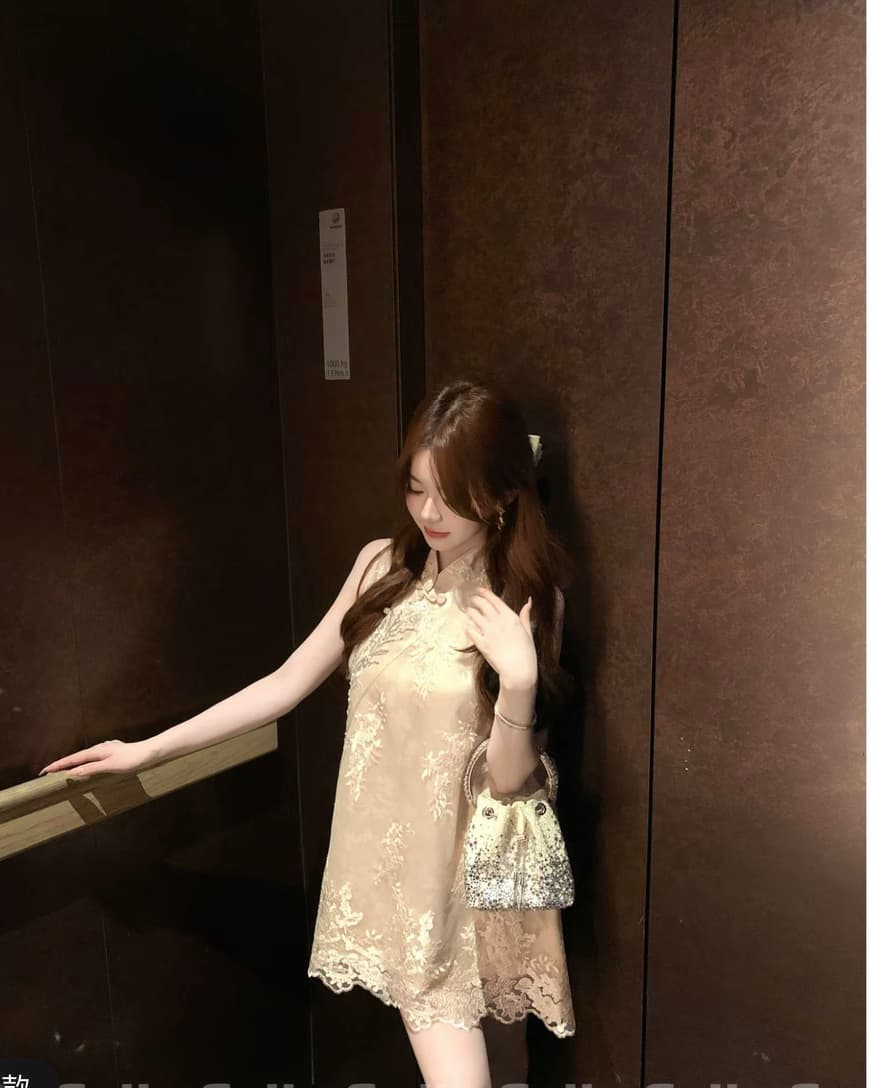 쇼어 친 팅 블루 드레스 사전