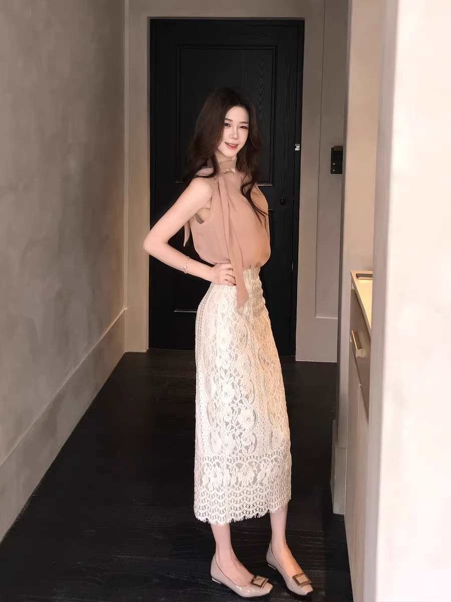 무쯔리 목자이 ~ 중 리 디자인 센스 민소매 V넥 리본 쉬폰 톱 여성 하이웨이스트 홀로우 아웃 레이스 스트레이트 반신 스커트 상세 이미지 5