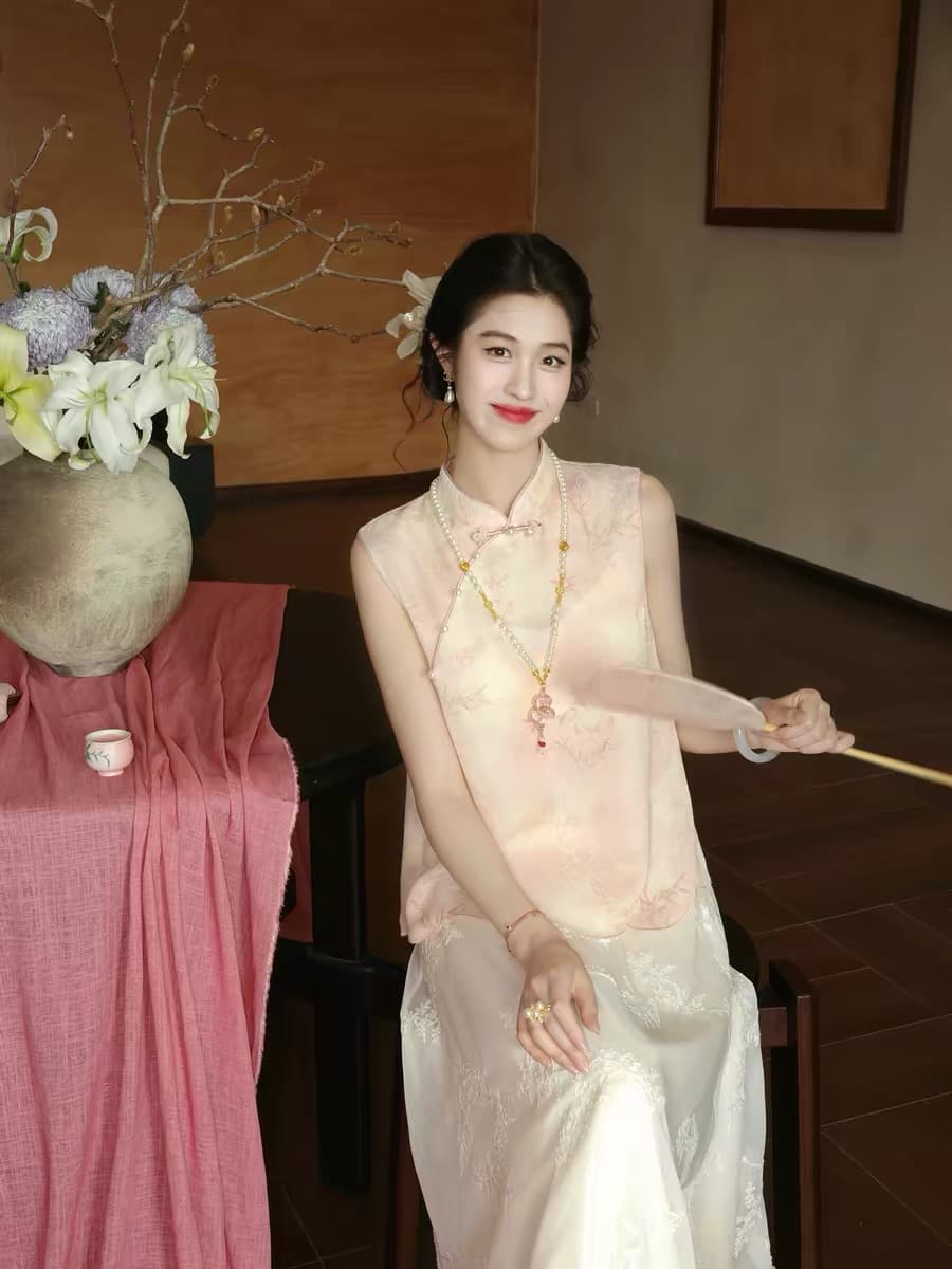 달 떨어지는 복숭아 크릭 라이 경기 서울 새로운 중식 분말 색 후광 염색 여성 셔츠 여름 나비 꽃잎 민소매 맨위 반 스커트 세트 상세 이미지 2