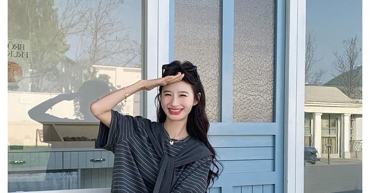 지금 지금 2026 여름 새로운 한 부서 느긋한 바람 스트라이프 티셔츠 숄 반신 스커트 슬림해 보이는 3종 세트 상세 이미지 24
