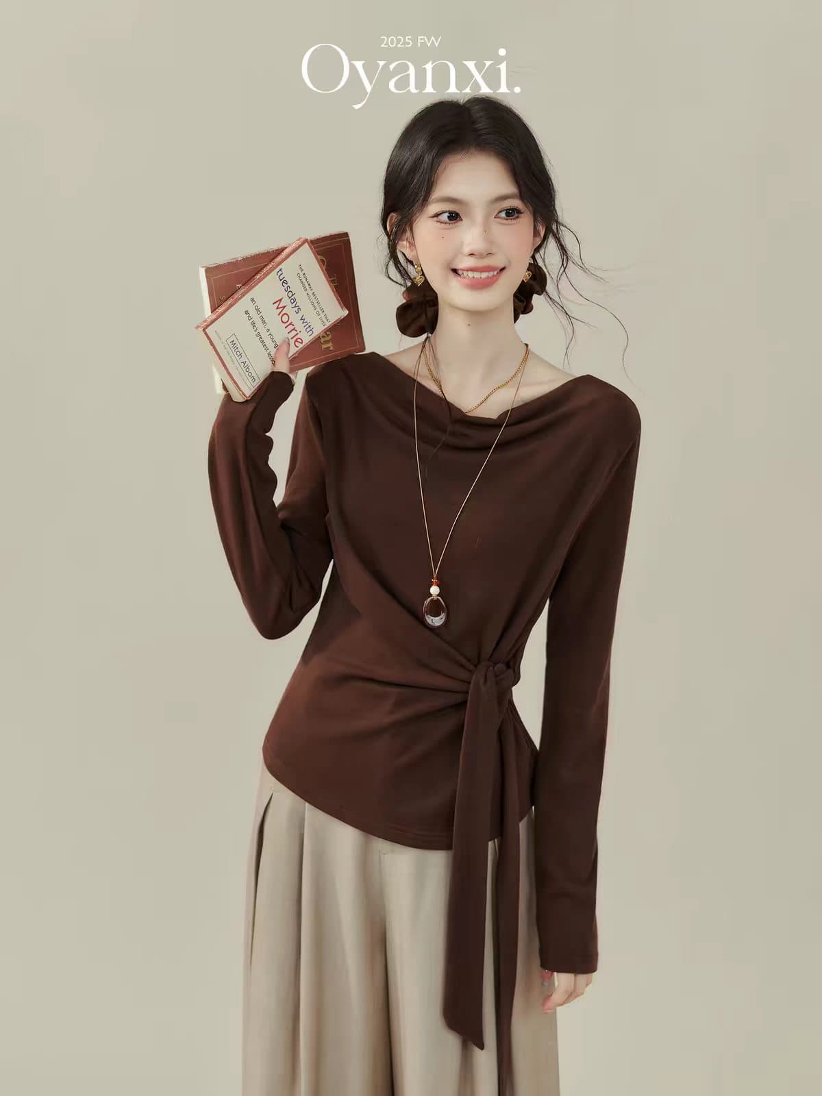 커피 색상 흔들다 칼라 긴팔 티셔츠 여성 가을 고유 한 아름다운 레이스업 맨위 작은 셔츠 상세 이미지 2