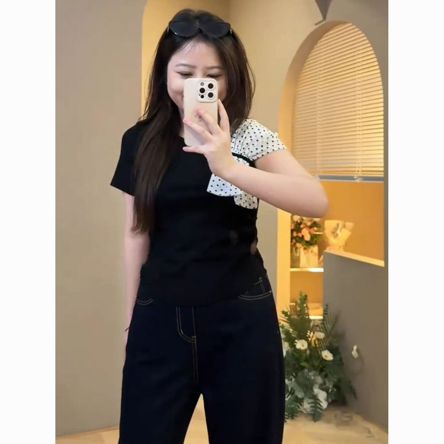 여름 새로운 200 kg 지방 mm 디스플레이 반팔 티셔츠 여성 여름 캐주얼 단색 몸매 가꾸기 빅 사이즈 여성 의류 맨위 트렌디 이미지 4