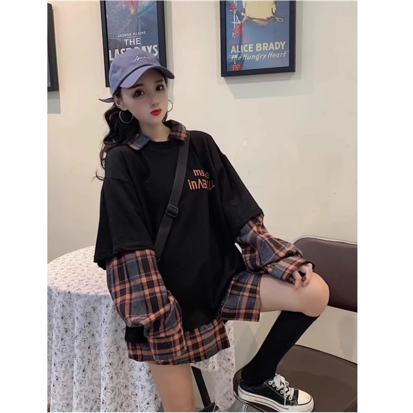 2026 한 부서 긴팔 체크무늬 루즈핏 빅 사이즈 페이크 레이어드 POLO 칼라 맨위 알파벳 프린트 패션 후드티 셔츠