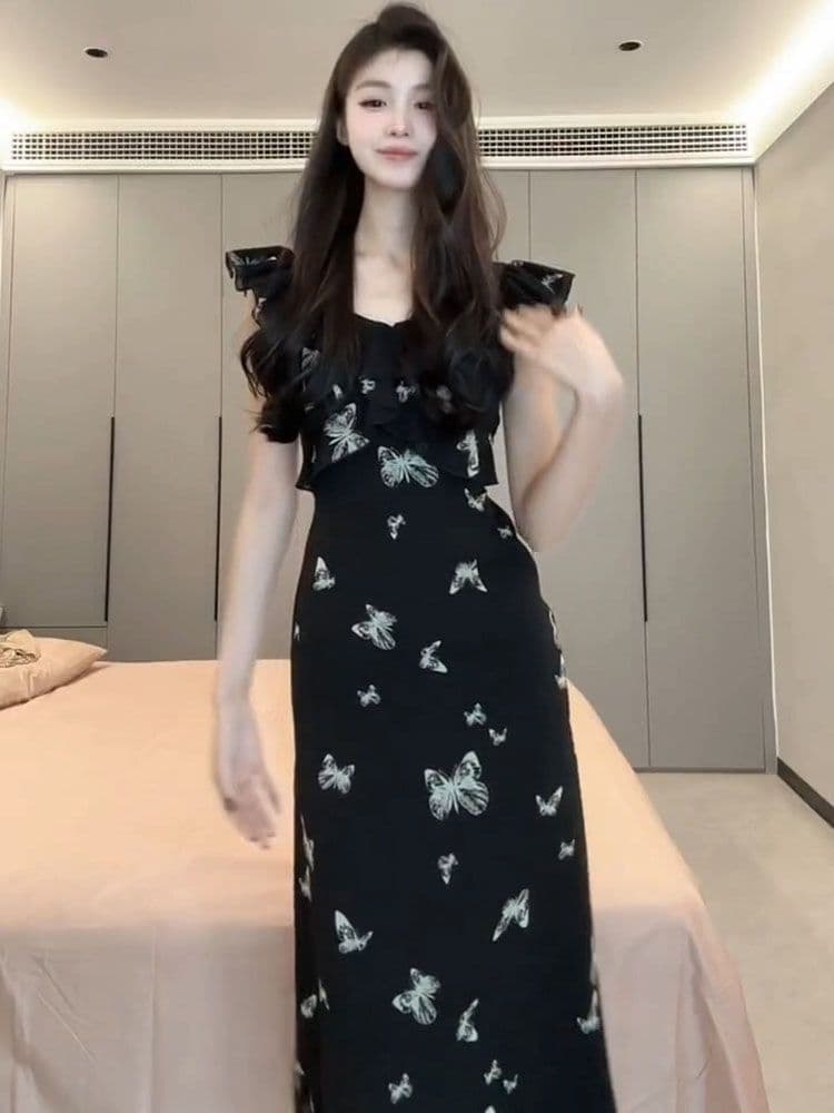 고급 센스 프랑스식 작은 날다 소매 꽃무늬 점프 슈트 치마 여성 의류 2026 새로운 여름 작은 대중 한 부서 검정색 롱 스커트 이미지 3