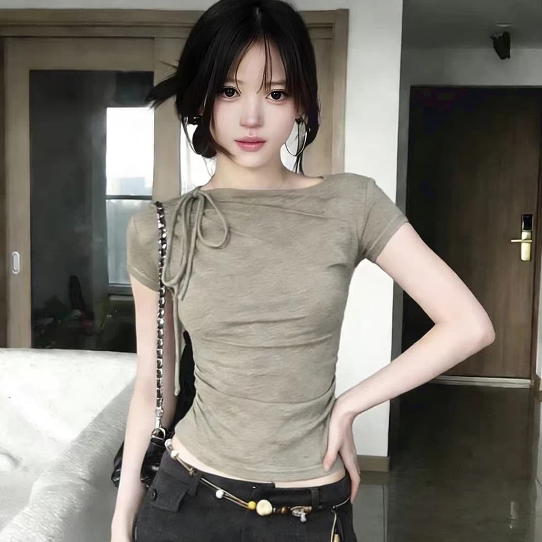 아메리칸 주름 레트로 스트랩 비스듬한 어깨 반팔 티셔츠 여성 여름 2026 새로운 몸매 가꾸기 슬림해 보이는 핫걸 작은 맨위 이미지 2