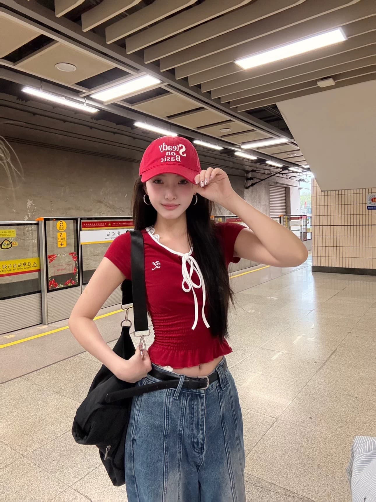 한 부서 레이스 레이스 나비 매듭 스트랩 티셔츠 여성 핫걸 몸매 가꾸기 맨위 상세 이미지 2