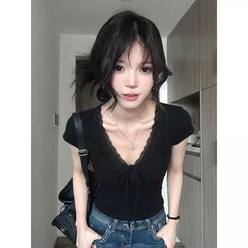 260 그램 사람들 면 반팔 티셔츠 여성 2026 새로운 여름 반팔 몸매 가꾸기 레이스 조각 아름다운 V넥 작은 맨위 이미지 4