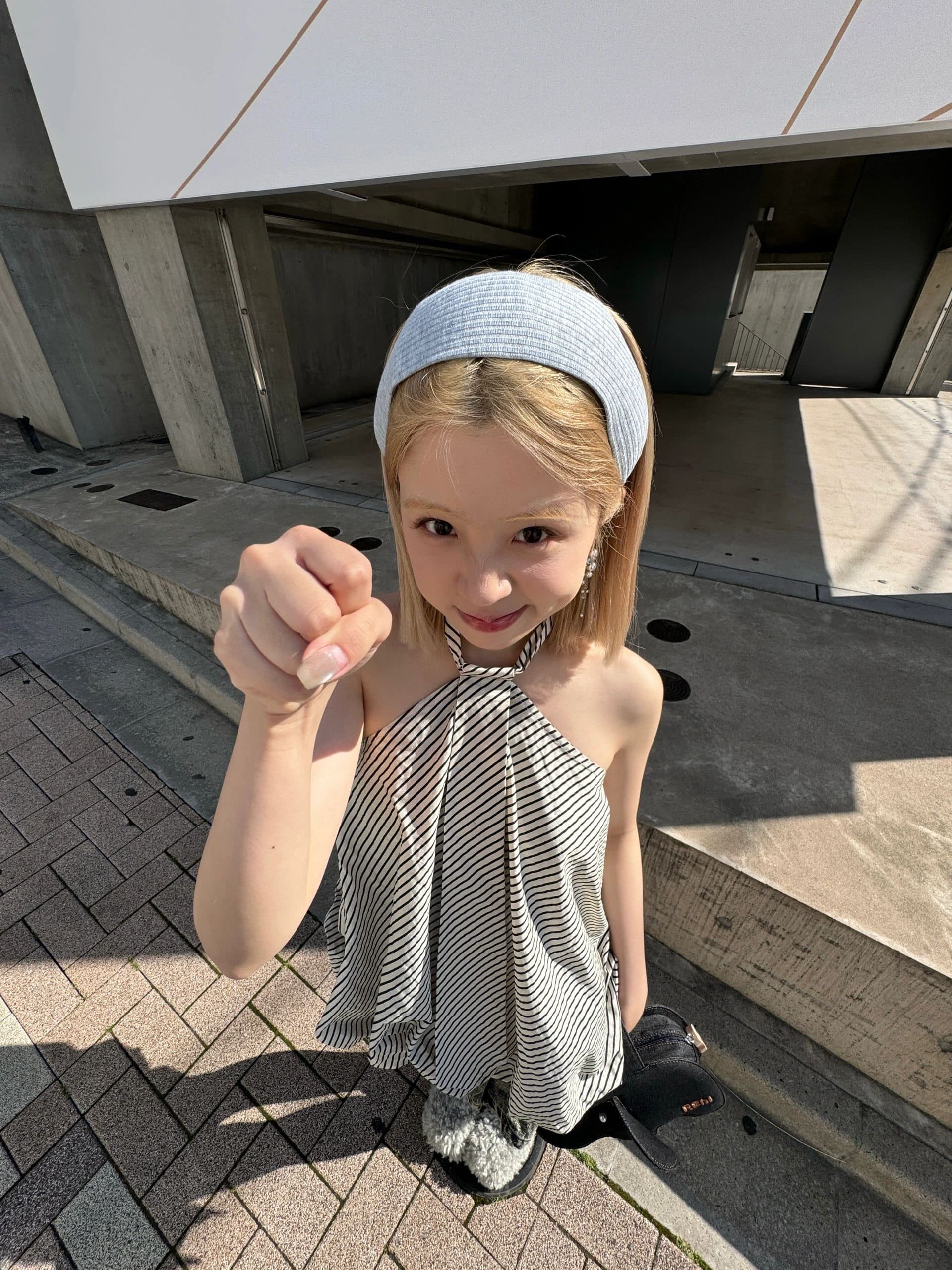 작은 키 스트라이프 행침 목 조끼 오프숄더 넥타이 구름 꽃밭 Chic 작은 대중 디자인 센스 루즈핏 맨위 상세 이미지 8