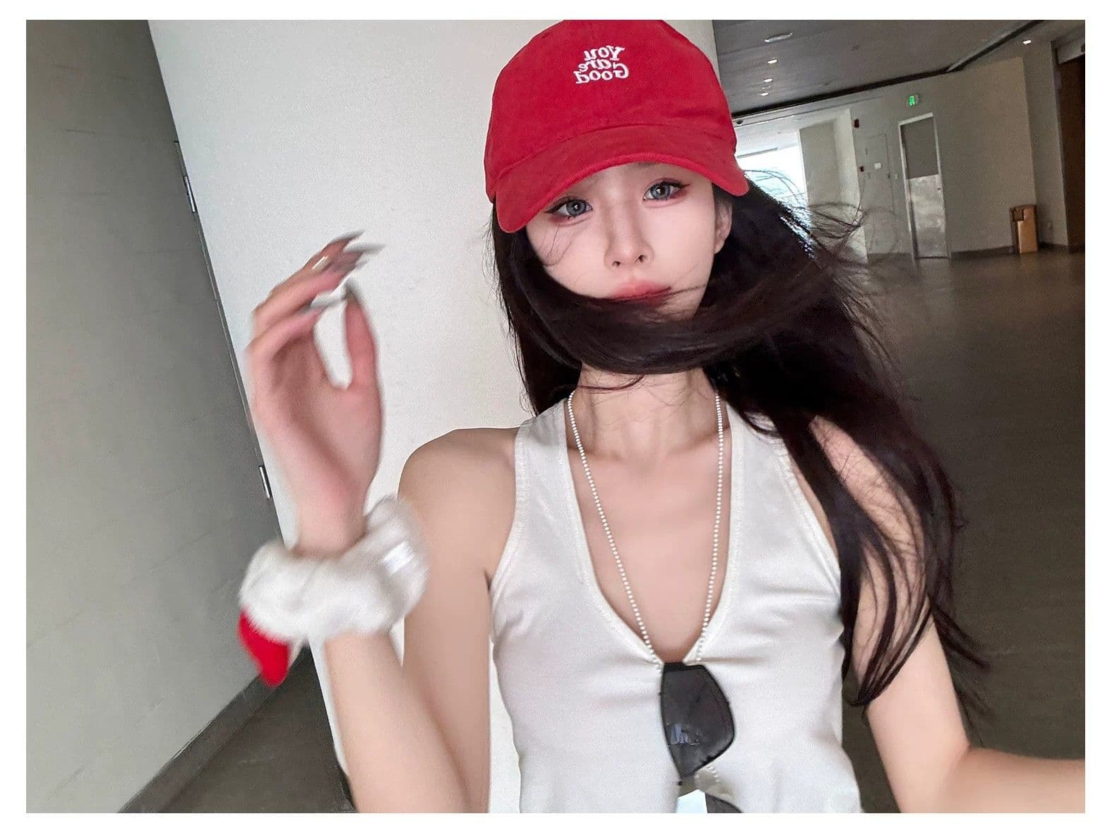 밑단 라디안 미니멀리즘 u 칼라 신축성 허리 수축 단어 조끼 여성 상세 이미지 5