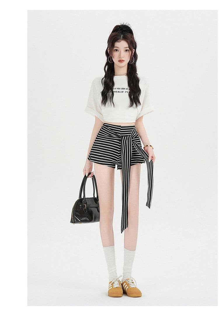 후아 남편 그리드 복합 우유 실크 핫걸 흑백 줄무늬 배색 스트랩 나비 매듭 와이드 레그 팬츠 핫 바지 반바지 여성 상세 이미지 25