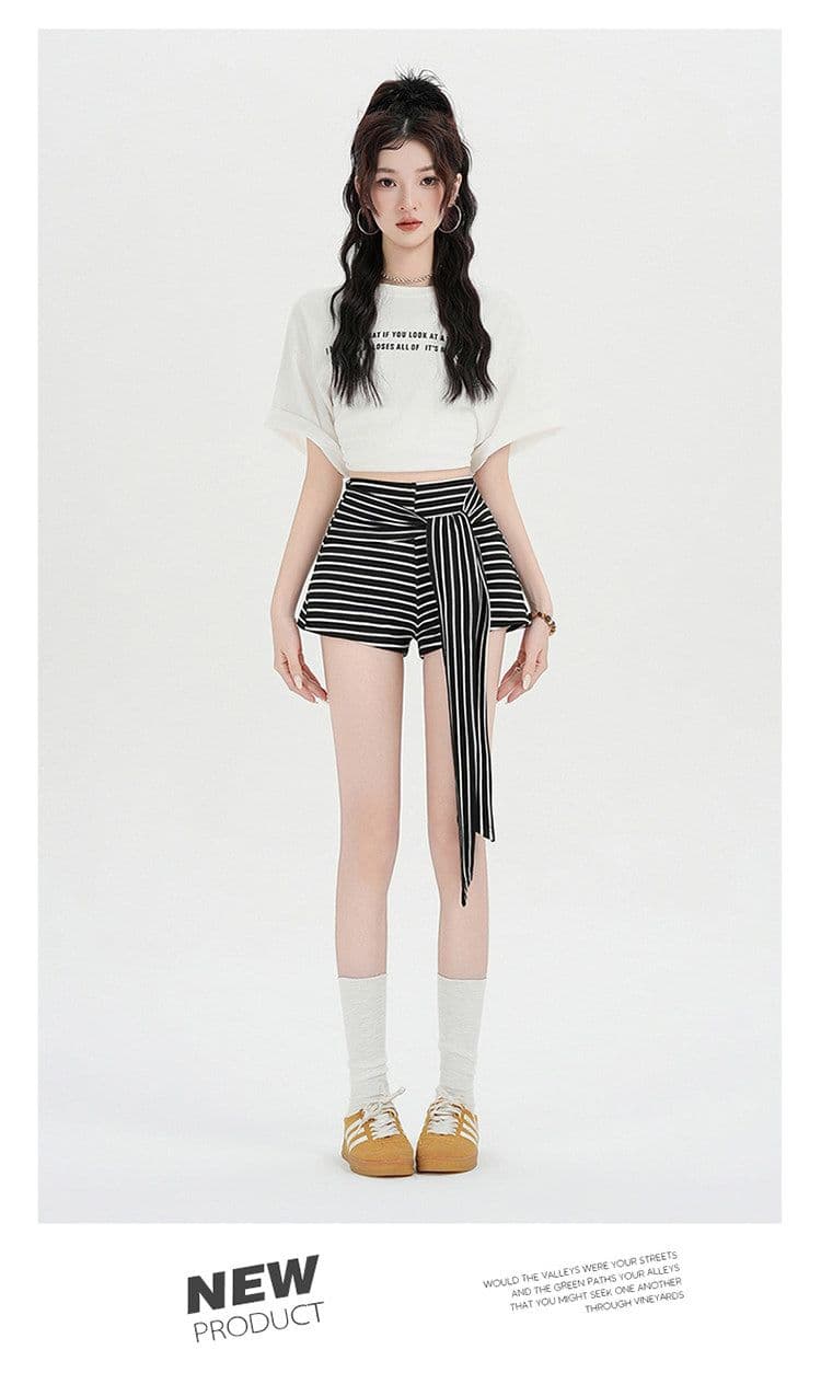 후아 남편 그리드 복합 우유 실크 핫걸 흑백 줄무늬 배색 스트랩 나비 매듭 와이드 레그 팬츠 핫 바지 반바지 여성 상세 이미지 32