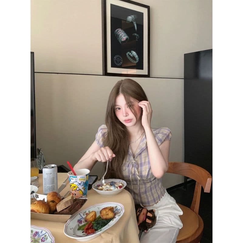 원본 컬러 짜임 그리드 있음 네리 슬림해 보이는 허리 수축 보라색 체크무늬 V 넥 셔츠 여름 맨위 작은 셔츠 여성