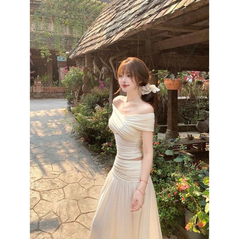 십자가 디자인 오프숄더 보트넥 순수한 욕망 부드러운 바람 티셔츠 맨위 하이웨이스트 큰 진자 반신 스커트 투피스 세트 이미지 4