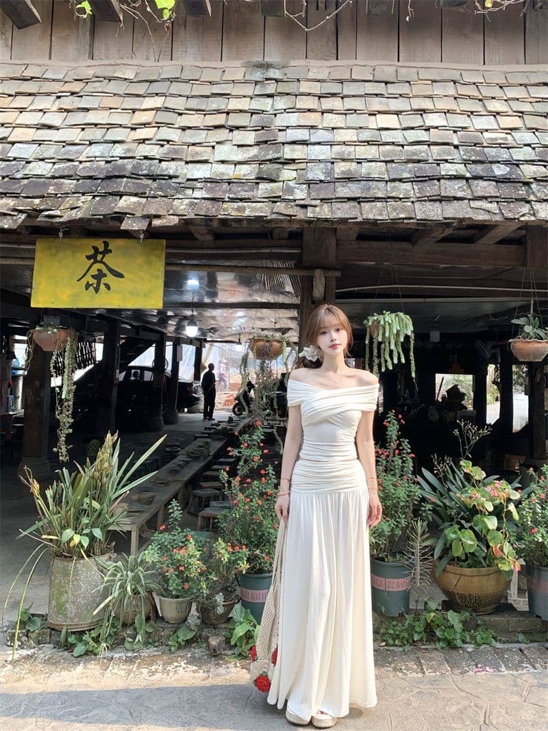 십자가 디자인 오프숄더 보트넥 순수한 욕망 부드러운 바람 티셔츠 맨위 하이웨이스트 큰 진자 반신 스커트 투피스 세트 상세 이미지 5