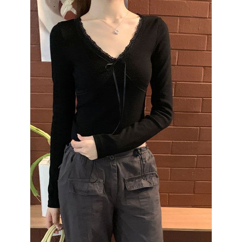 광저우 원단 디자인 센스 레이스 긴팔 티셔츠 여성 가을 몸매 가꾸기 기본 셔츠 순수한 욕망 인사이드 잡아라. 의류 이미지 5