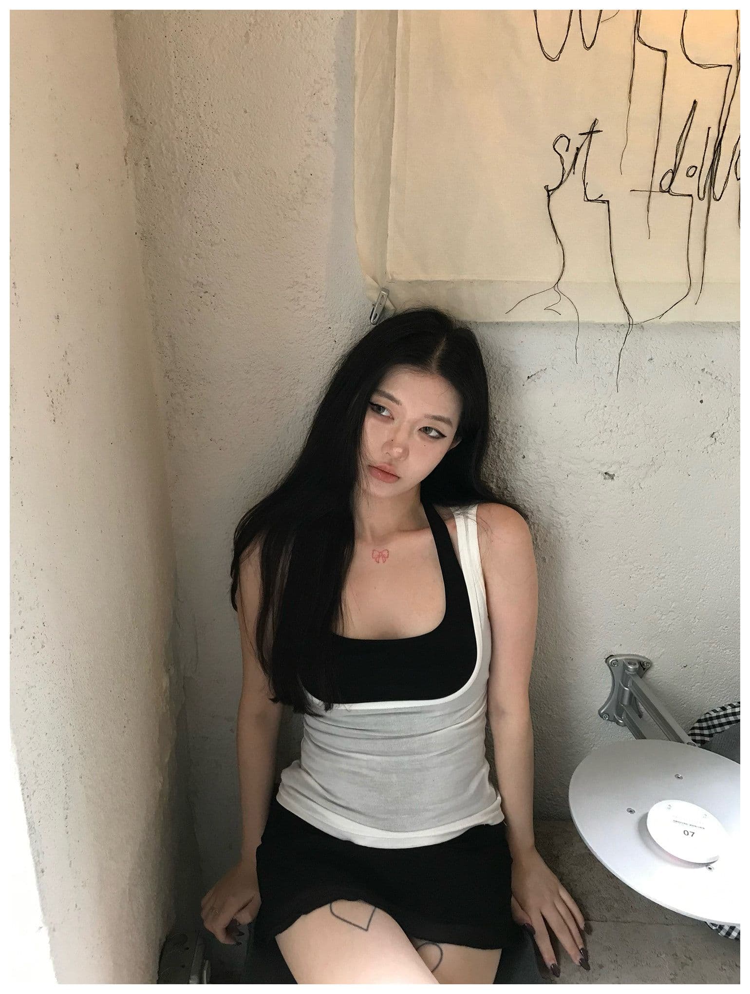 사람들 면 가슴 패드 순수한 욕망 핫걸 얇은 스타일 티셔츠 맨위 여성 여름 행침 목 캐미솔 세트 체하다 조각 착용 가져 가라. 상세 이미지 15
