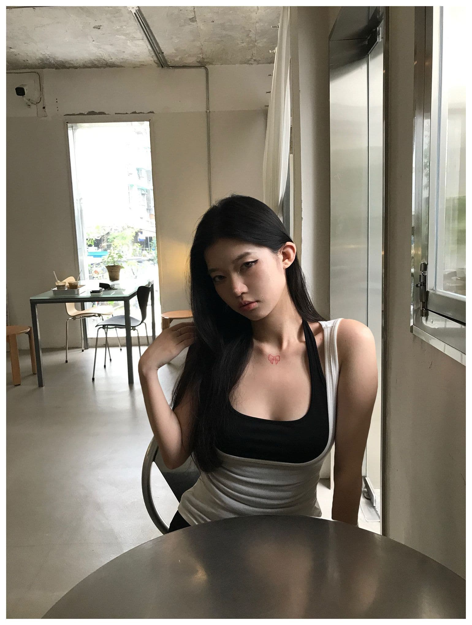 사람들 면 가슴 패드 순수한 욕망 핫걸 얇은 스타일 티셔츠 맨위 여성 여름 행침 목 캐미솔 세트 체하다 조각 착용 가져 가라. 상세 이미지 18
