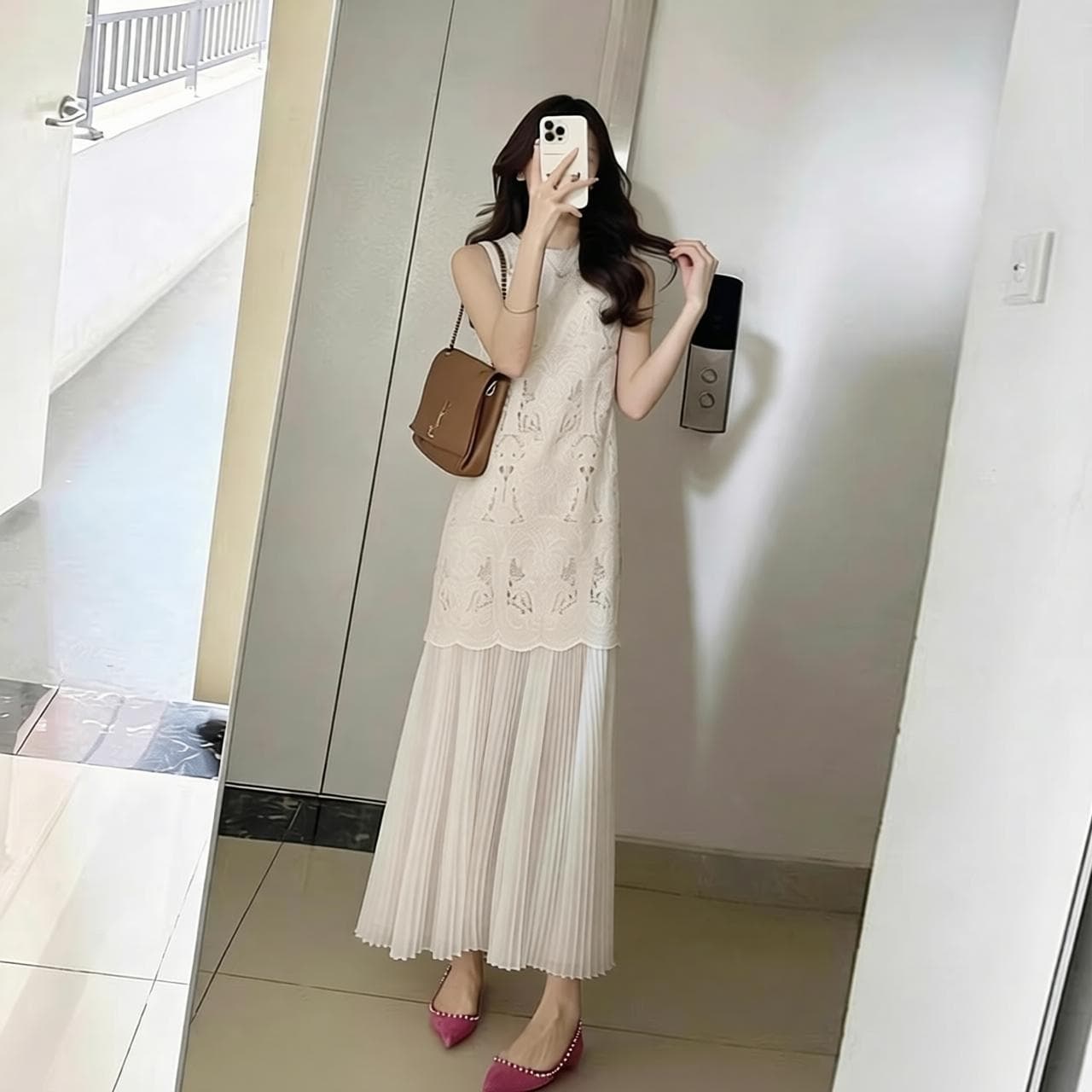 고급 센스 프랑스식 레트로 무거운 작업 홀로우 아웃 페이크 레이어드 플리츠 민소매 조끼 여성 드레스 품격 롱 스커트 여름 이미지 2