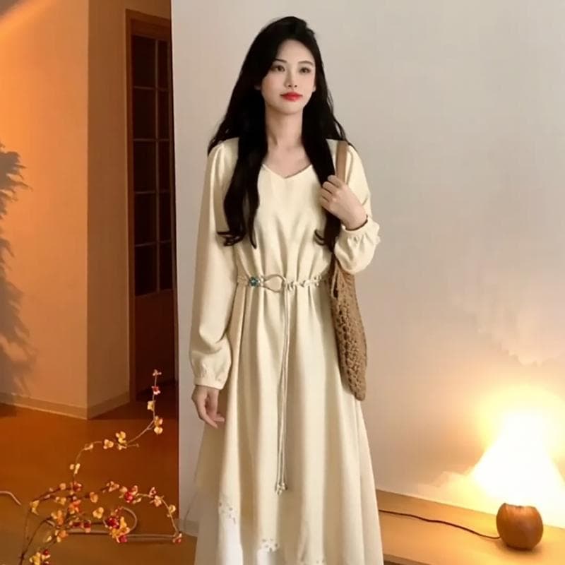 페이크 레이어드 황색 V넥 긍정적 인 어깨 긴팔 드레스 2026 가을 새로운 빅 사이즈 지방 mm 비즈 허리 수축 치마 이미지 6