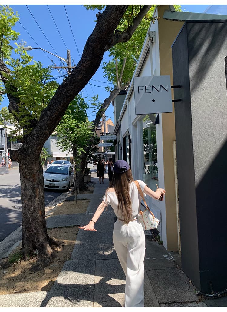 순수한 욕망 바람 비스듬한 칼라 오프숄더 반팔 티셔츠 여성 봄 패션 세트 루즈핏 넓은 다리 캐주얼 바지 화이트 투피스 세트 상세 이미지 5