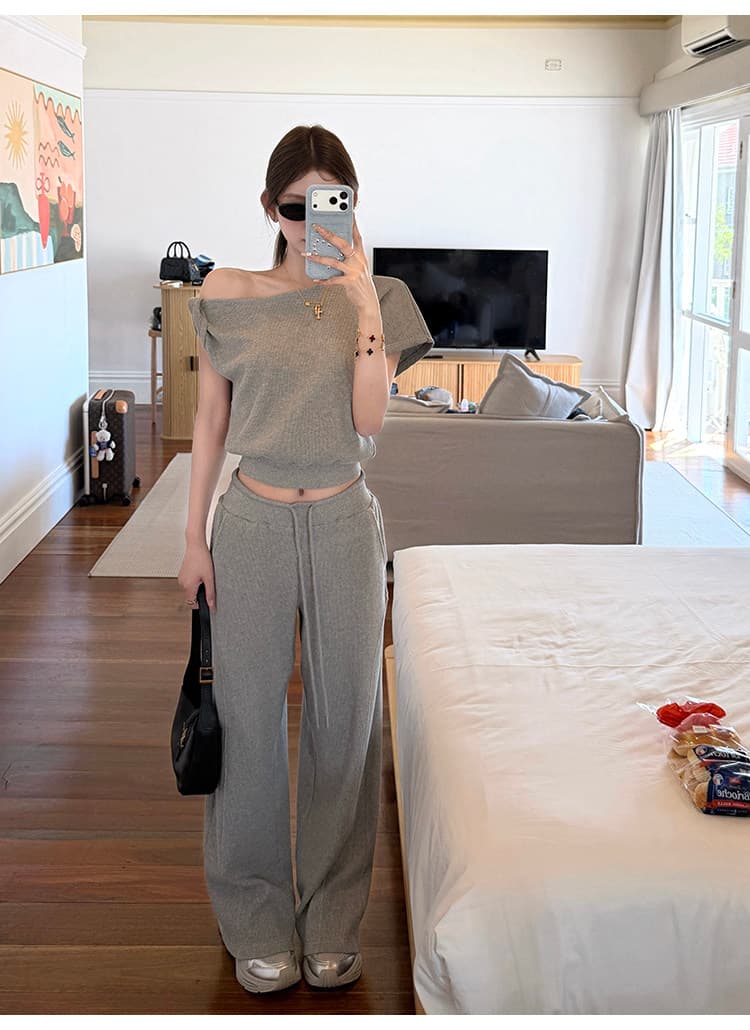 순수한 욕망 바람 비스듬한 칼라 오프숄더 반팔 티셔츠 여성 봄 패션 세트 루즈핏 넓은 다리 캐주얼 바지 화이트 투피스 세트 상세 이미지 21