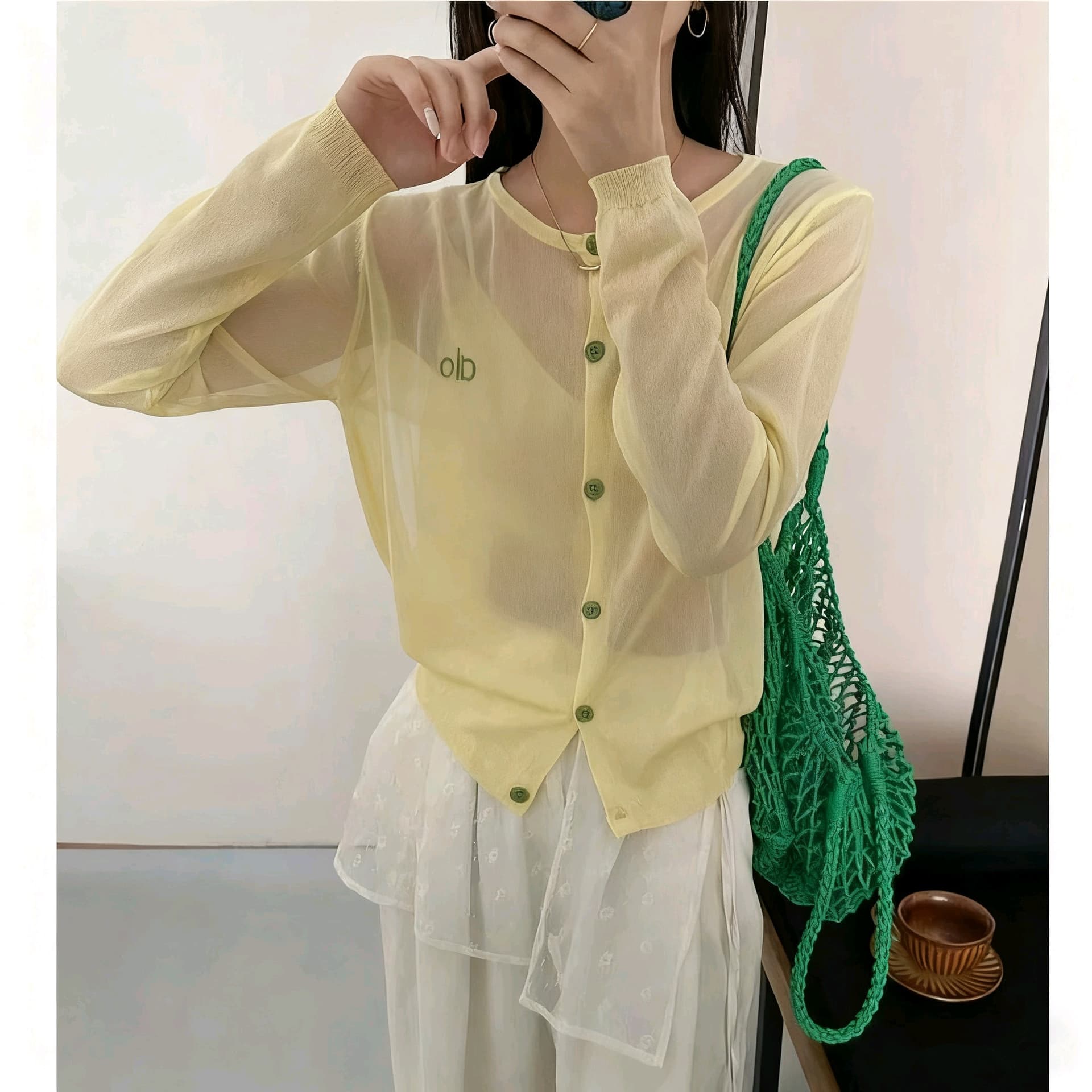 한 부서 자수 니트 자외선 차단 에어컨 셔츠 여성 다용도 오픈 가디건 루즈핏 편안함 슬림해 보이는 미니멀리즘 출퇴근 맨위