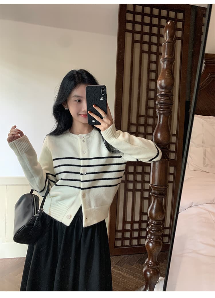 mulvan 뜻밖 의 만남 환타지 스트라이프 긴팔 니트 스웨터 여성 가을 겨울 루즈핏 슬림해 보이는 캐주얼 스웨터 오픈 가디건 맨위 상세 이미지 9