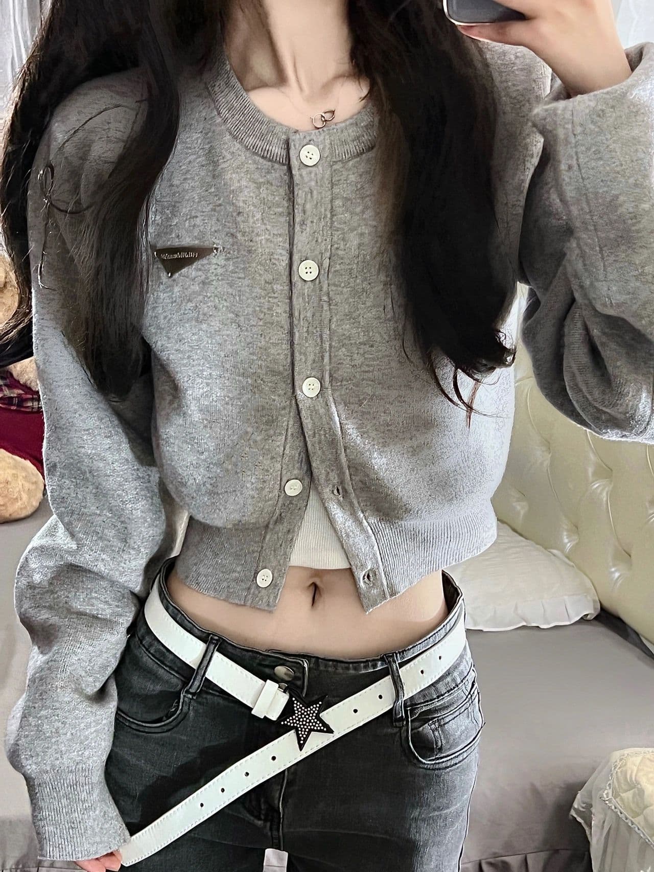 느긋한 바람 서리가 내린 부서 검정색 니트 스웨터 스웨터 가을 겨울철 디자인 센스 쇼트 스타일 카디건 코트 긴팔 맨위 여성 상세 이미지 9