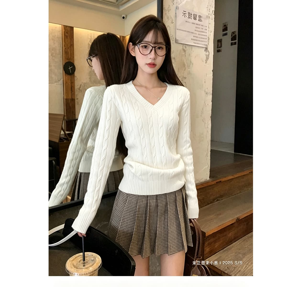 송 긍정적 인 En 살구 색상 V넥 스웨터 여자 2026 가을 꽈배기 두꺼운 루즈핏 인사이드 가져 가라. 느긋한 바람 니트 스웨터 맨위 상세 이미지 41