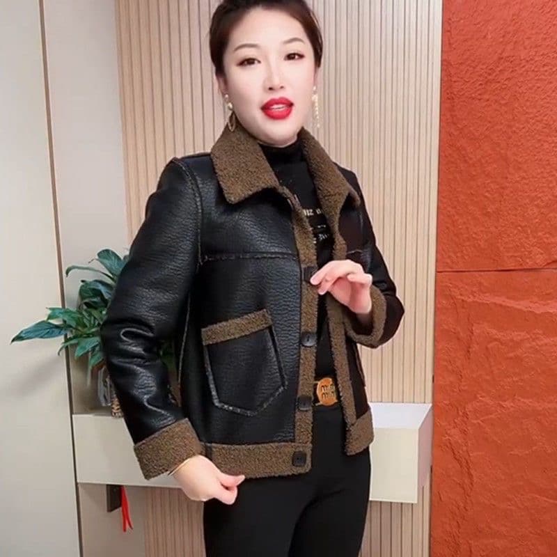 가을 겨울 새로운 털이 있고 두꺼운 인터넷 유명인 pu 가죽 자켓 모방 양털 피모 하나 양면 착용 여성 코트 상세 이미지 15