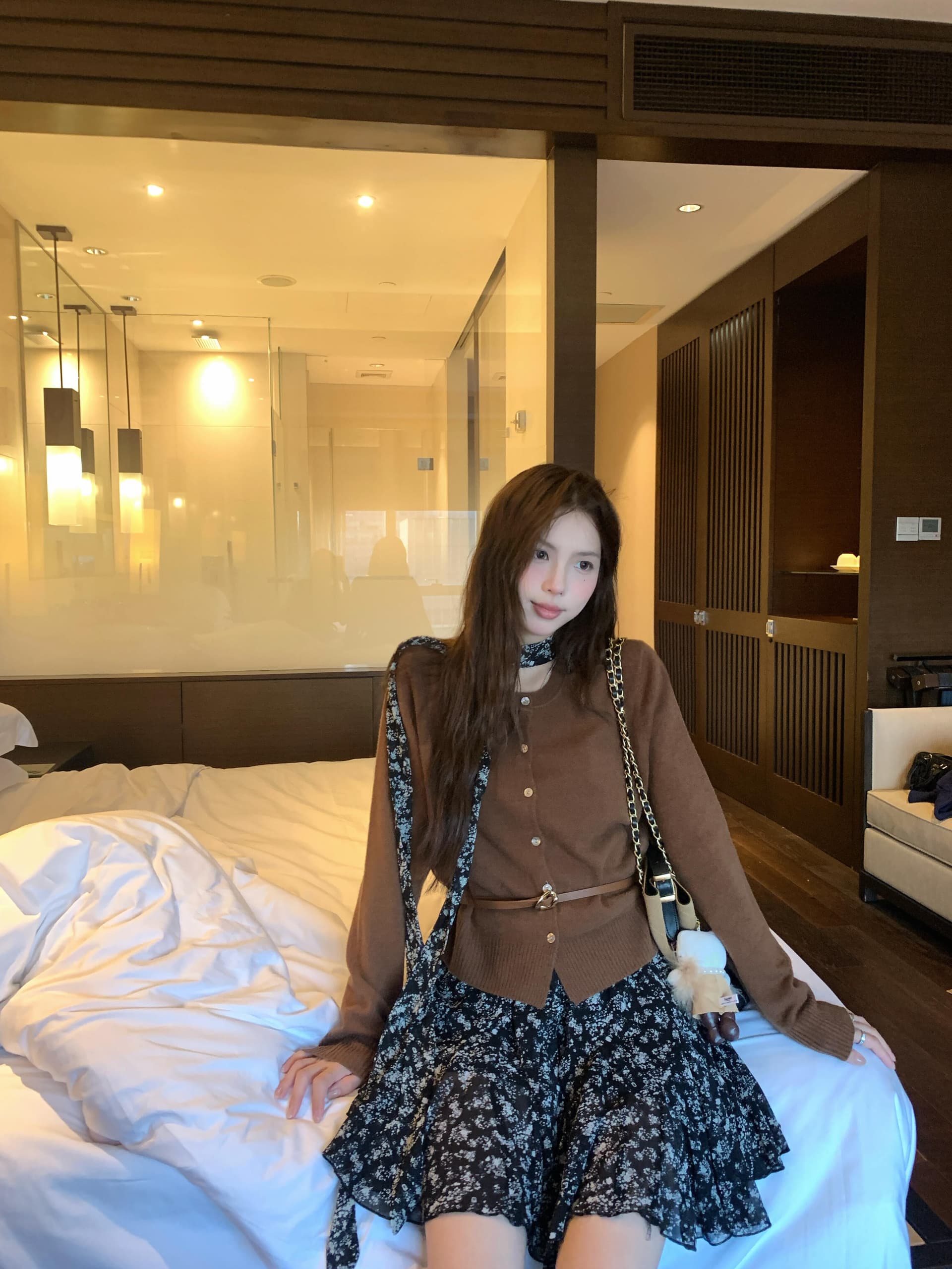 실사 정가 봄 부드러운 찹쌀 단색 라운드 넥 쇼트 스타일 니트 오픈 가디건 한 부서 달콤함 꽃무늬 반신 치마 세트 상세 이미지 3