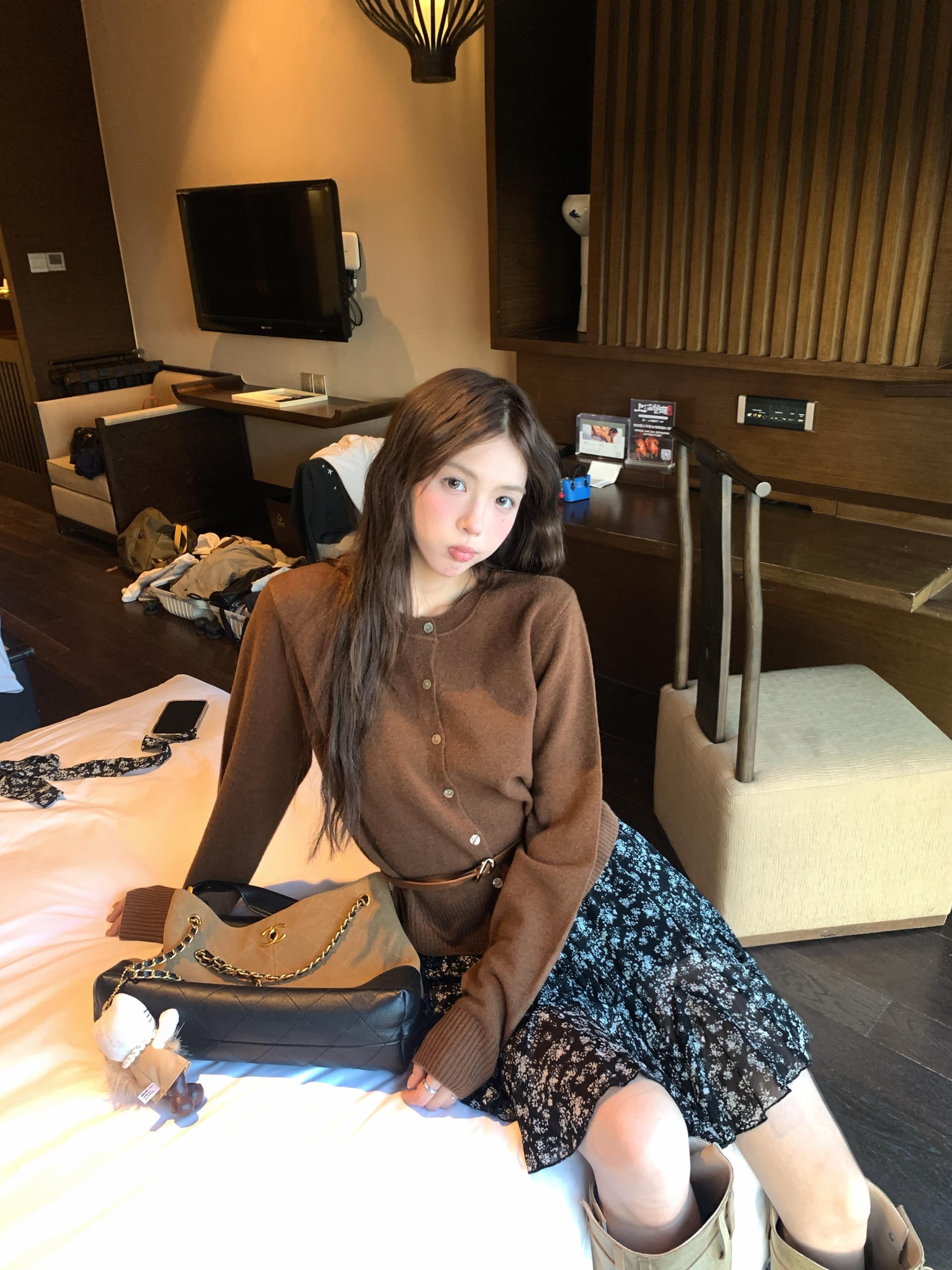 실사 정가 봄 부드러운 찹쌀 단색 라운드 넥 쇼트 스타일 니트 오픈 가디건 한 부서 달콤함 꽃무늬 반신 치마 세트 상세 이미지 9
