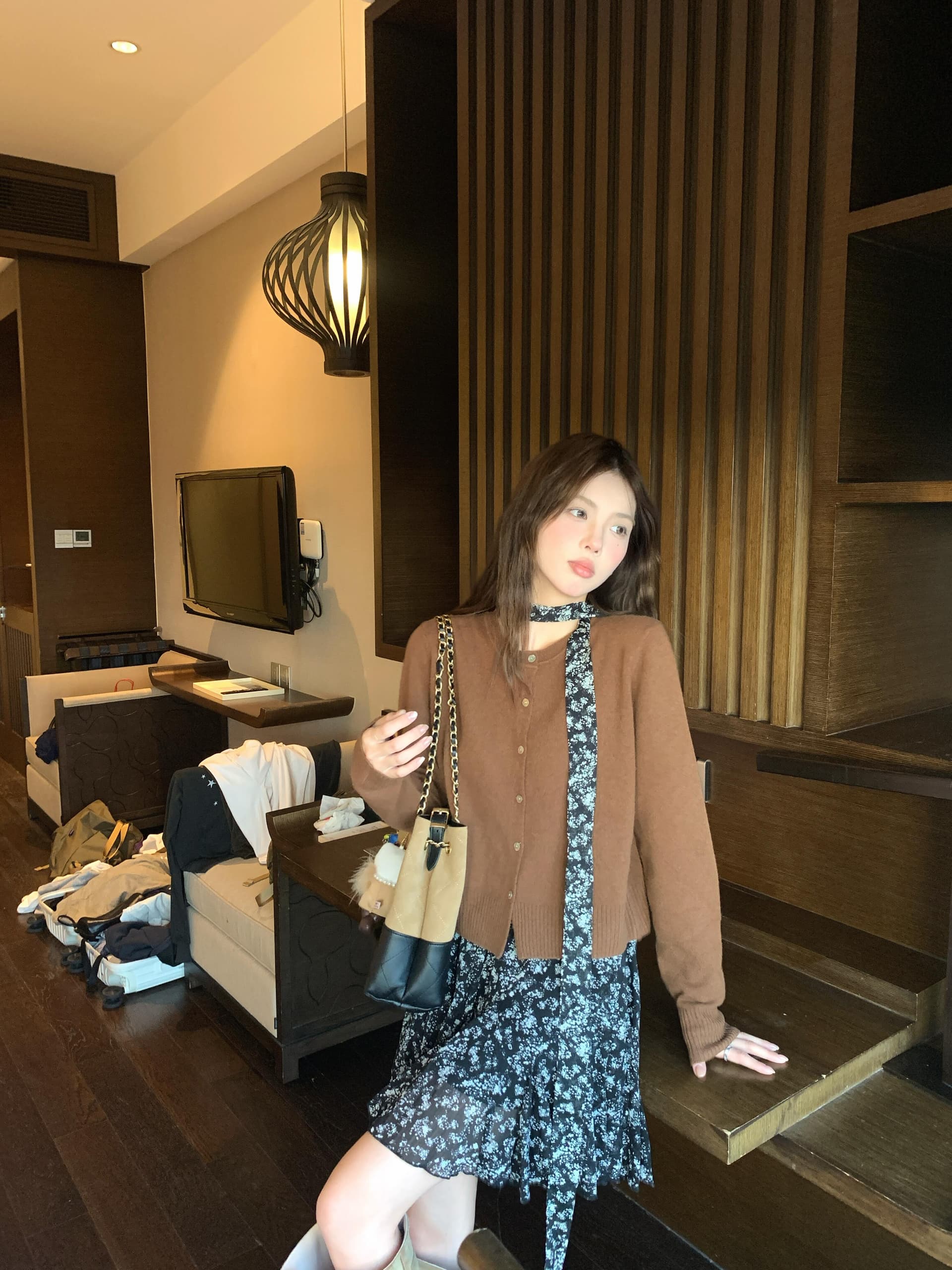 실사 정가 봄 부드러운 찹쌀 단색 라운드 넥 쇼트 스타일 니트 오픈 가디건 한 부서 달콤함 꽃무늬 반신 치마 세트 상세 이미지 18