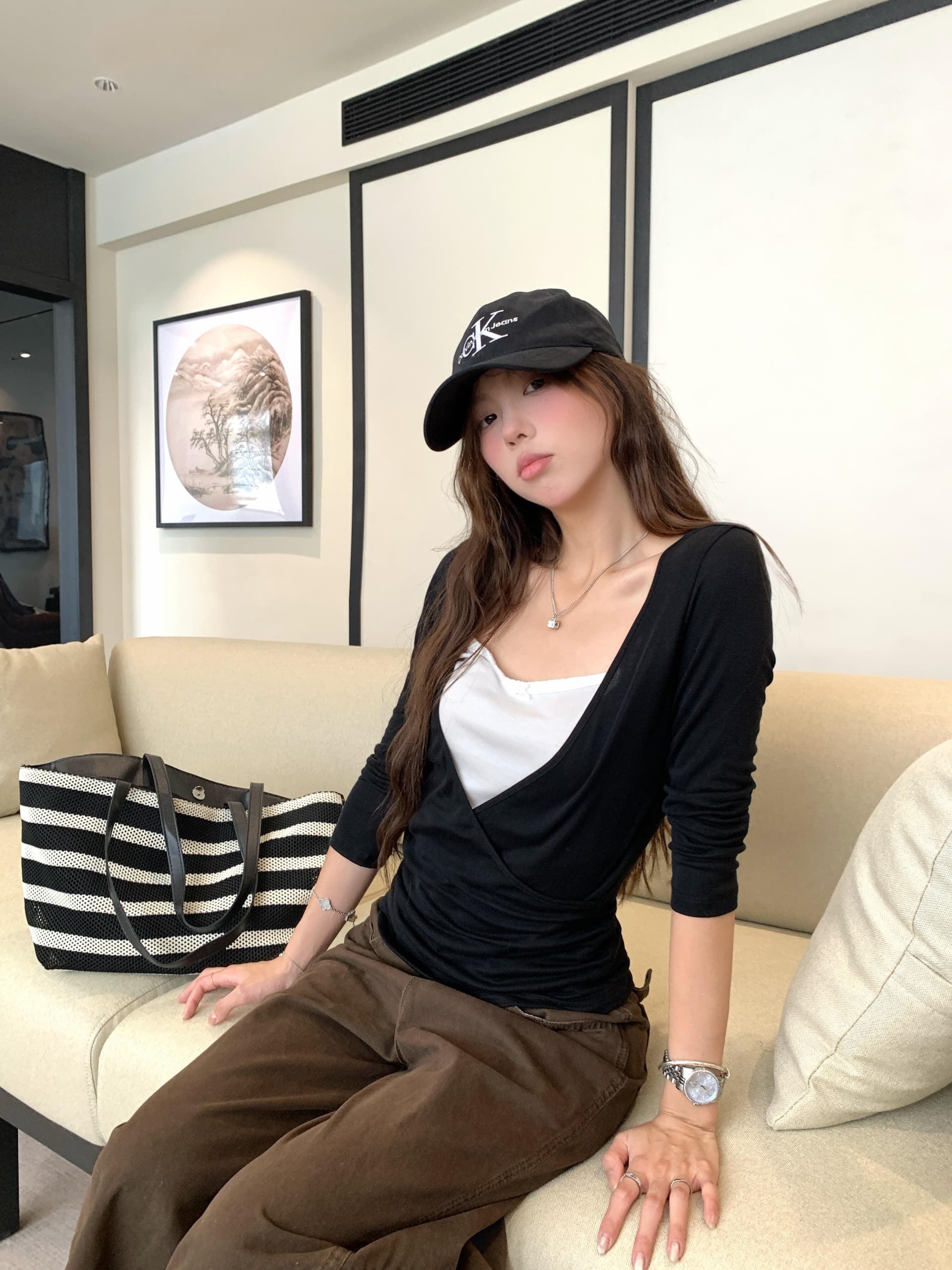 실사 정가 서울 이른 가을 검정색 V넥 페이크 레이어드 티셔츠 여성 이른 가을 슬림해 보이는 인사이드 가져 가라. 만나는 맨위 상세 이미지 16