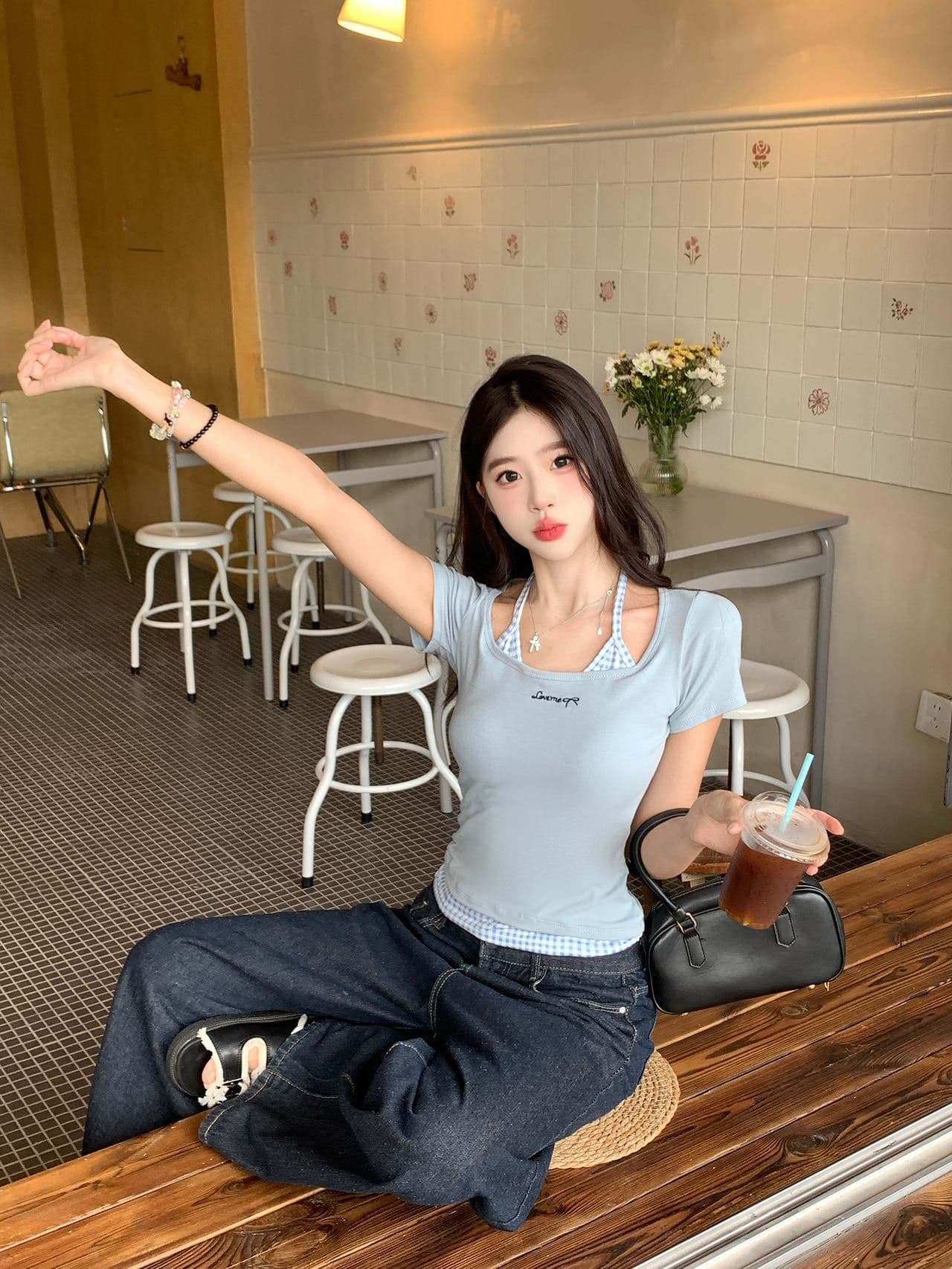 부드러운 황색 싸움 블루 체크무늬 행침 목 슬립 반팔 여성 여름 2025 새로운 몸매 가꾸기 허리 수축 슬림해 보이는 긍정적 인 어깨 의류 상세 이미지 24