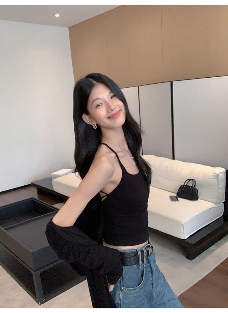 여름 새로운 단색 핫걸 u 칼라 캐미솔 슬림해 보이는 고정 벨트 가슴 패드 Chic 백리스 맨위 상세 이미지 4