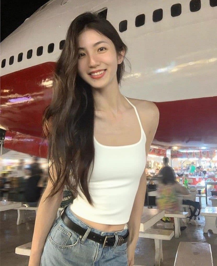 여름 새로운 단색 핫걸 u 칼라 캐미솔 슬림해 보이는 고정 벨트 가슴 패드 Chic 백리스 맨위 상세 이미지 7