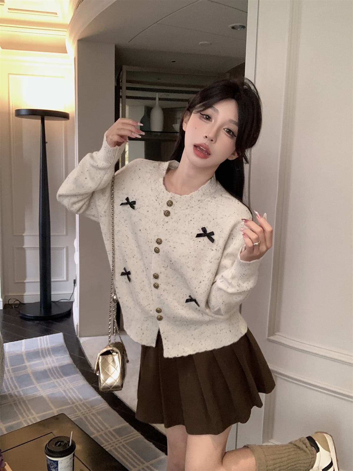 부드러운 바람 달콤함 나비 매듭 싱글 줄 버튼 긴팔 스웨터 니트 스웨터 여성 이른 가을 고급 센스 품격 몸매 가꾸기 맨위 상세 이미지 5