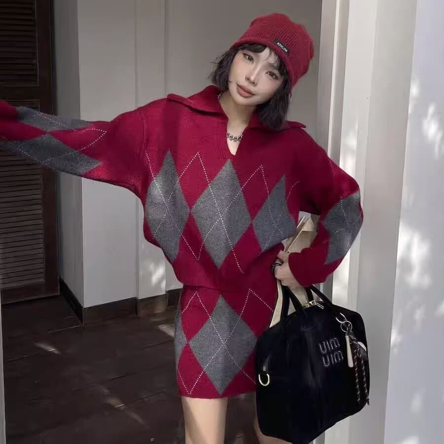 배색 다이아몬드 모양 그리드 V넥 스웨터 미니 스커트 두 조각 여성 세트 가을 겨울 루즈핏 느긋한 두꺼운 니트 세트 이미지 2