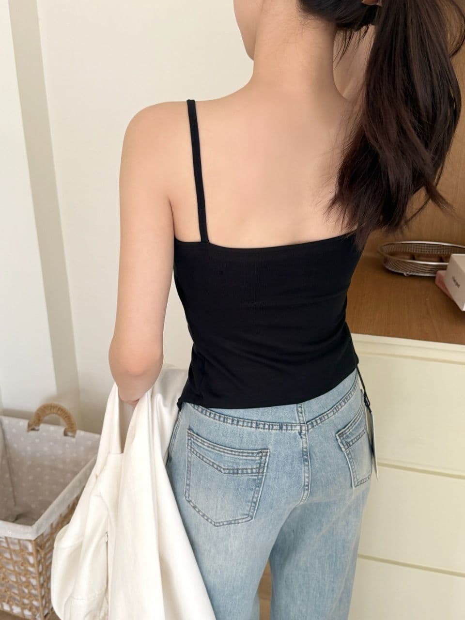 여름 달콤한 매운맛 바람 하트 단추 불규칙 밑단 캐미솔 몸매 가꾸기 슬림해 보이는 고정 벨트 가슴 패드 상세 이미지 10